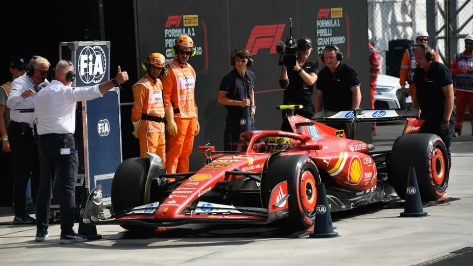 Carlos Sainz sobre el adelantamiento de Piastri a Norris: "Aquí no hay amigos"