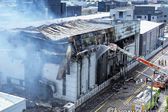 Incendio en fábrica de baterías de litio en Corea del Sur deja 23 muertos