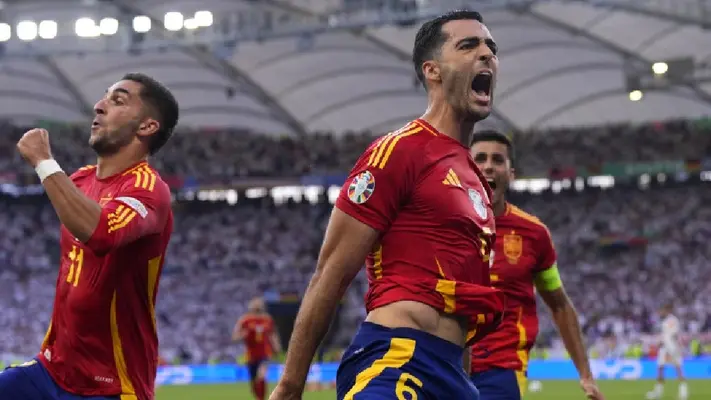 ¡Homenaje histórico! Mikel Merino repite festejo de su padre en el mismo estadio