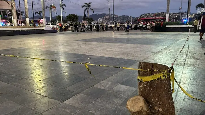 5 personas heridas tras explosión en el Zócalo de Acapulco