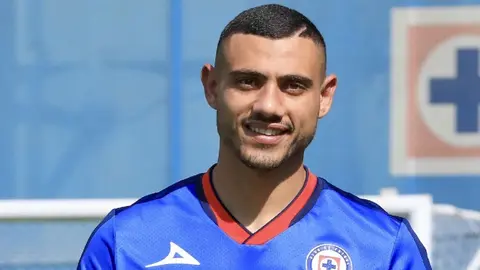 El día que Edson Álvarez goleó 13-0 a Giorgos Giakoumakis, refuerzo del Cruz Azul