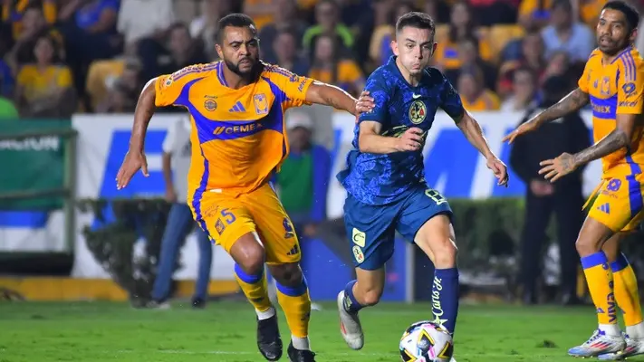 ¡De no creerse! Álvaro Fidalgo falla un gol claro y perdona a los Tigres