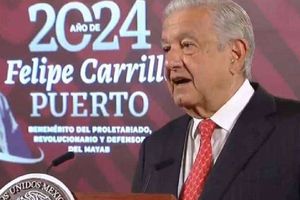 López Obrador no considera significativa la caída del peso ante el dólar