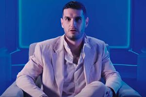 Adrián Marcelo promete que si gana La Casa de los Famosos, regalará el dinero del premio