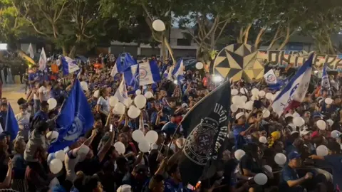 ¡Por la décima! Cruz Azul recibe impresionante serenata en su hotel de concentración