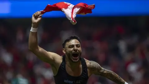Toluca descarta salida de Alexis Vega al América