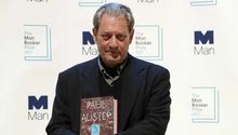 Muere de cáncer pulmonar Paul Auster, reconocido escritor estadounidense