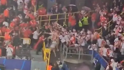 Eurocopa 2024: Aficionados de Turquía y Georgia protagonizan pelea en Signal Iduna Park