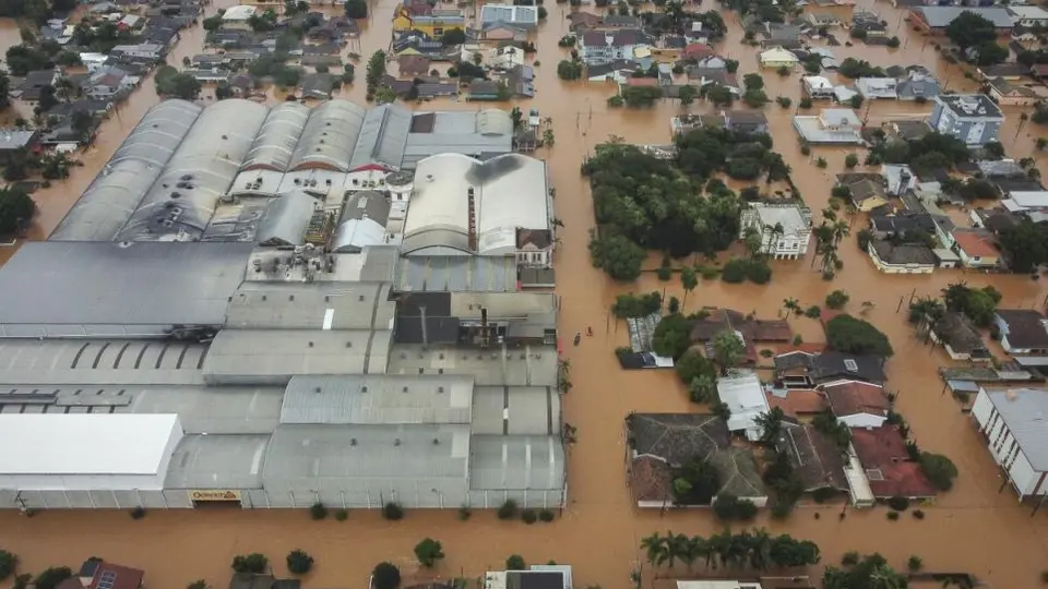 Inundaciones en el Sur de Brasil Dejan 60 Muertos y 70 Mil Desalojados