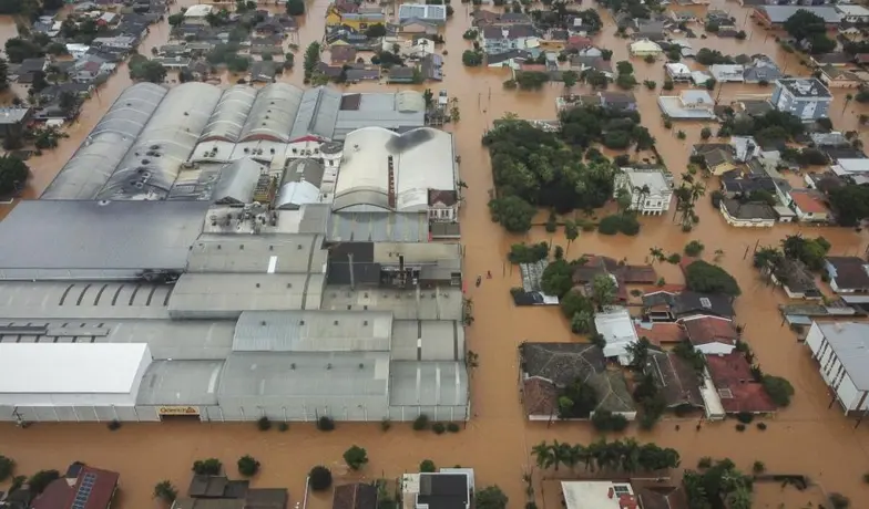 Inundaciones en el Sur de Brasil Dejan 60 Muertos y 70 Mil Desalojados