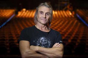 Detienen a Nacho Cano por contratar bailarines mexicanos con situación migratoria irregular