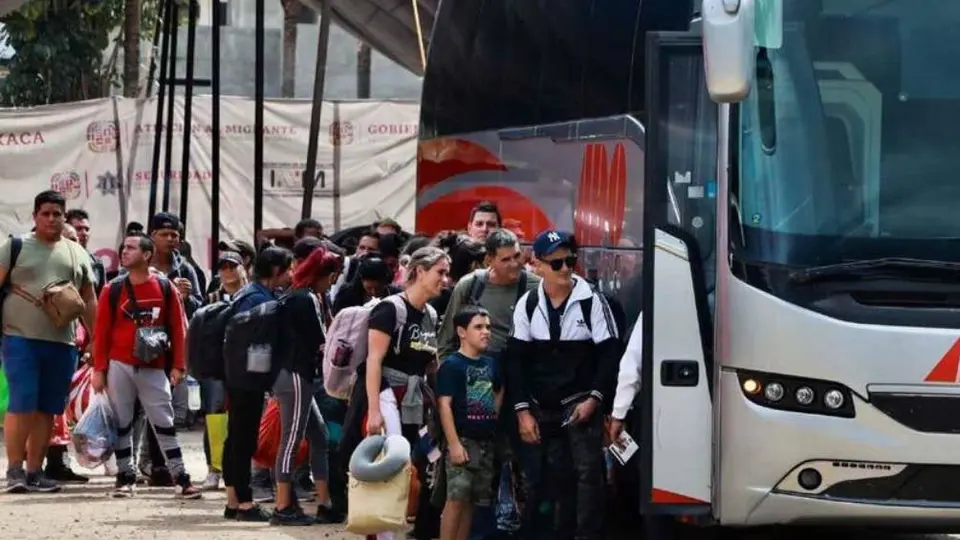 ¿Qué día inicia el descuento en autobuses para estudiantes y maestros este verano de 2024?
