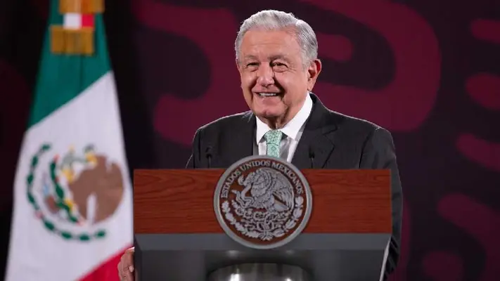 AMLO no cree que sea en serio la suspensión de la planta Tesla en México