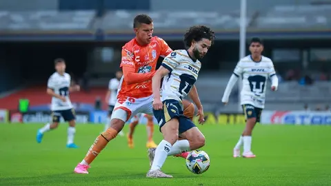 ¡Sacan chispas! Se calentaron los ánimos en el duelo entre Pumas y Pachuca