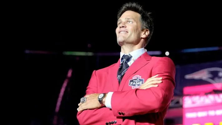 Tom Brady, ex QB de la NFL, confiesa que sí hace trampa
