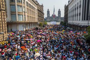 Inauguran Zócalo Peatonal en la Ciudad de México