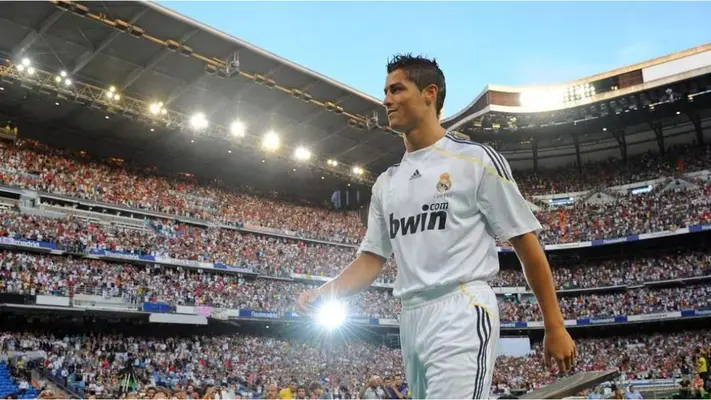 CR7 fue presentado con el Real Madrid un día como hoy pero de 2009; hace ya 15 años