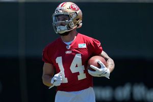 49ers esperan que novato Ricky Pearsall se recupere por completo después de recibir disparo