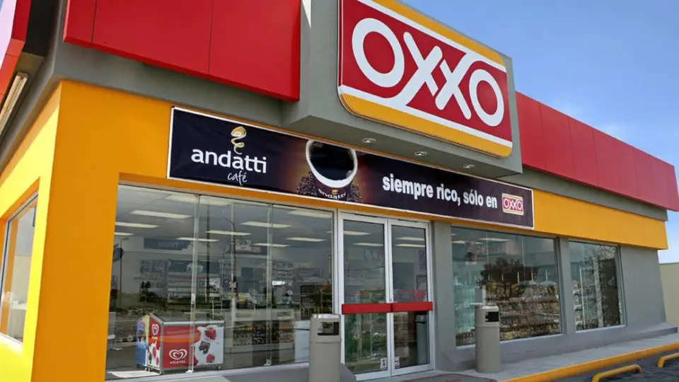 FEMSA volverá abrir tiendas Oxxo que fueron cerradas en Nuevo Laredo tras ola de violencia