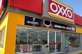 FEMSA volverá abrir tiendas Oxxo que fueron cerradas en Nuevo Laredo tras ola de violencia