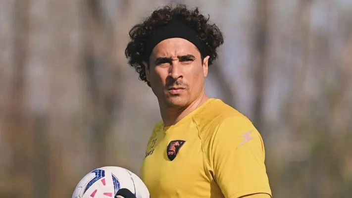'Chiquimarco' manda mensaje de aliento a Guillermo Ochoa y César Montes tras su descenso