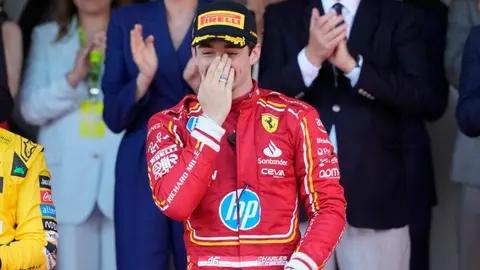 Leclerc confesó tener ganas de llorar antes de ganar el GP de Mónaco: 'Dije mier... ahora no'