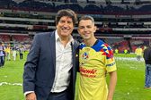 Álvaro Fidalgo presume foto con Iván Zamorano tras el campeonato de América: 'Leyenda'