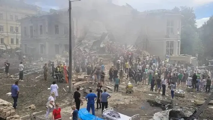 Rusia lanzó un ataque contra un hospital pediátrico en Kiev; más de 20 muertos
