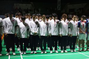 Jugador chino de badminton murió a los 17 años tras desmayarse en pleno partido