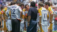 En los Pumas de Hugo Sánchez pedían dinero para jugar, denunció sobrino del técnico