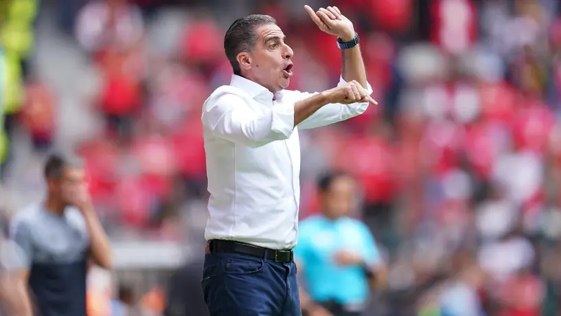 Benfica tiene en el radar fichar a Renato Paiva luego de la salida de Roger Schmidt