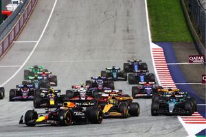 Checo Pérez vuelve a sufrir con Red Bull en el GP de Austria