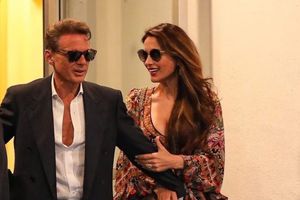 Luis Miguel se deja ver enamorado con su novia Paloma Cuevas en España
