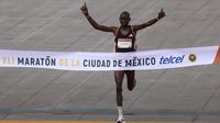 Edwin Kiptoo, de Kenia, gana el Maratón de la Ciudad de México 2024