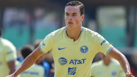 Esteban Lozano regresa al América tras su paso por Sporting de Gijón