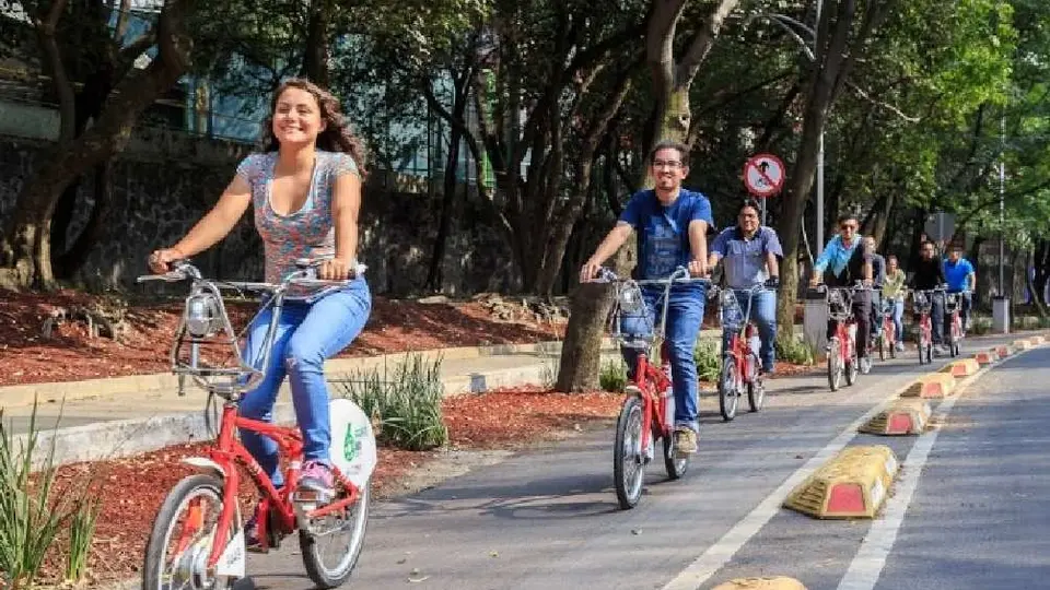 ¡Tráfico en bicicleta! Usuarios esperan hasta 30 minutos para el servicio de Ecobici