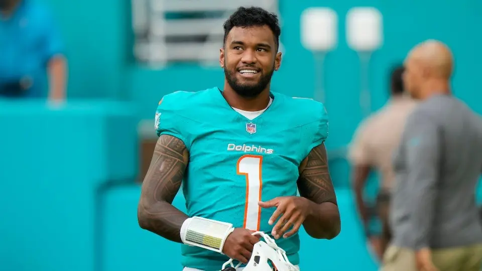 Tua Tagovailoa asegura que le gusta jugar para Mike McDaniel en Dolphins