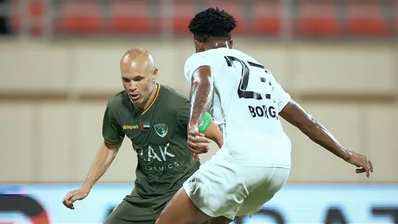 Andrés Iniesta consuma su primer descenso tras bajar a segunda en Emiratos Árabes