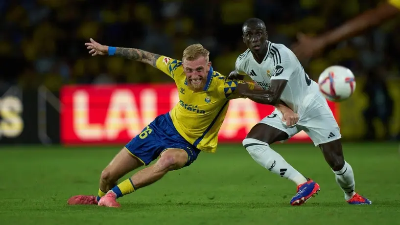 ¿Y lo Galácticos? Real Madrid apenas rescata el empate ante Las Palmas