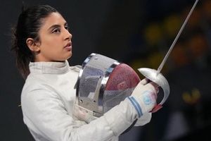 ¡Increíble! Esgrimista egipcia compitió en París 2024 con siete meses de embarazo