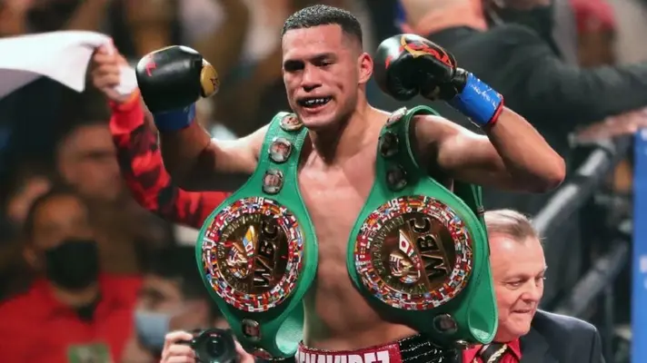 ¡Salió el peine! “Canelo quiso más dinero”: Benavidez habla de la pelea frustrada