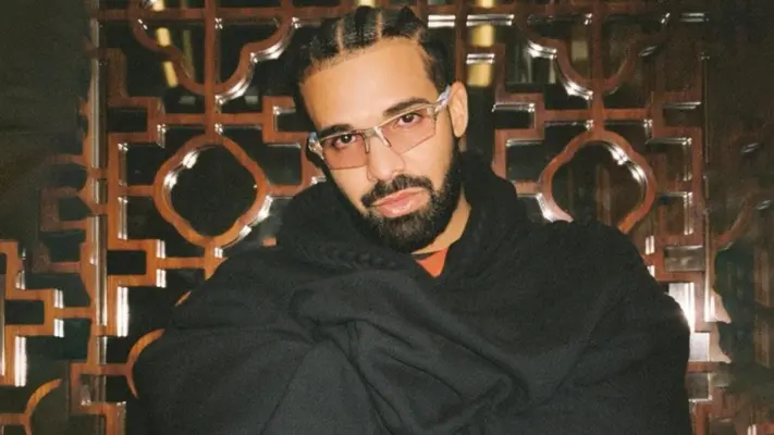 Drake salva al Venezia de la quiebra y lo mantiene en la Serie A con 40 millones de euros
