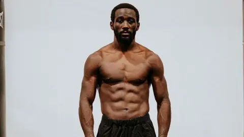 ¿Se retira? Crawford apunta a no volver a boxear si no se enfrenta a 'Canelo' Álvarez