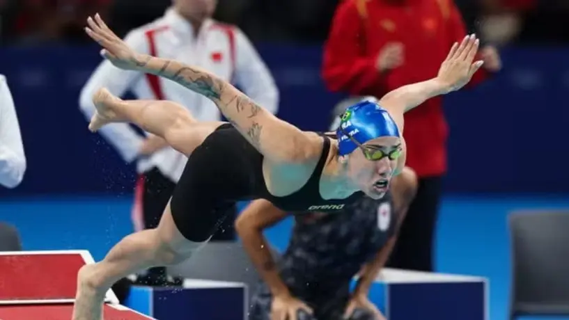 'No estamos de vacaciones': Encargado de la natación brasileña sobre nadadora expulsada