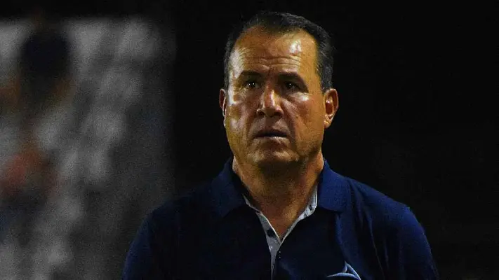 Efraín Flores: “La presión en Chivas siempre está a tope, hay que entregar resultados”