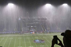 Juego del Salón de la Fama entre Chicago y Houston es suspendido por lluvia