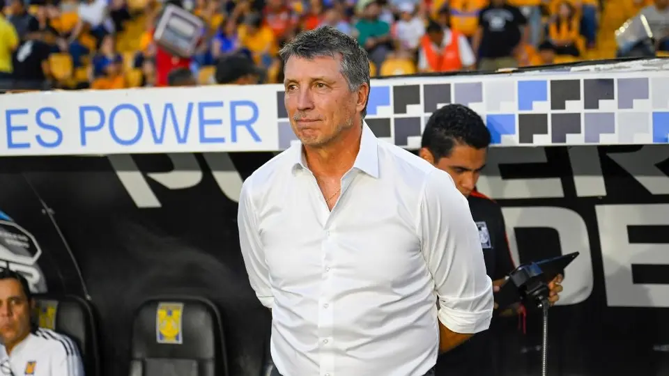 Siboldi no descarta emprender acciones legales contra directivos de Tigres