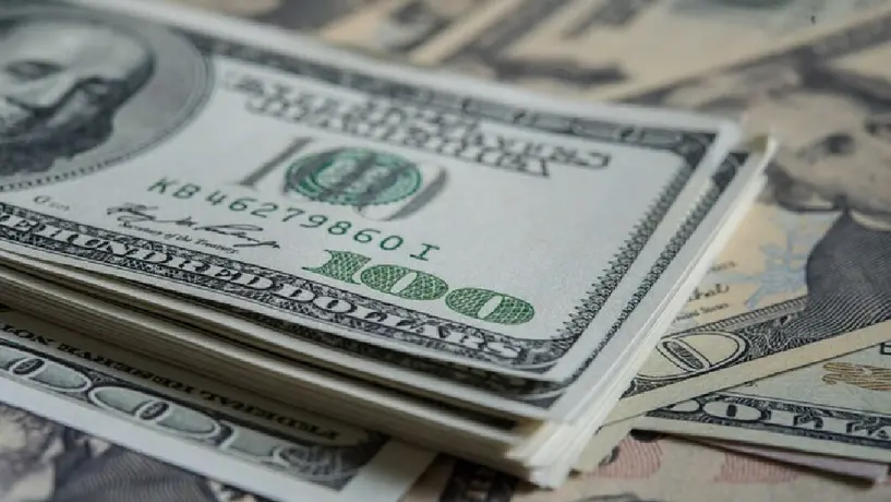 Precio del dólar hoy 28 de abril: Sube a 17.43 pesos y rompe racha de estabilidad
