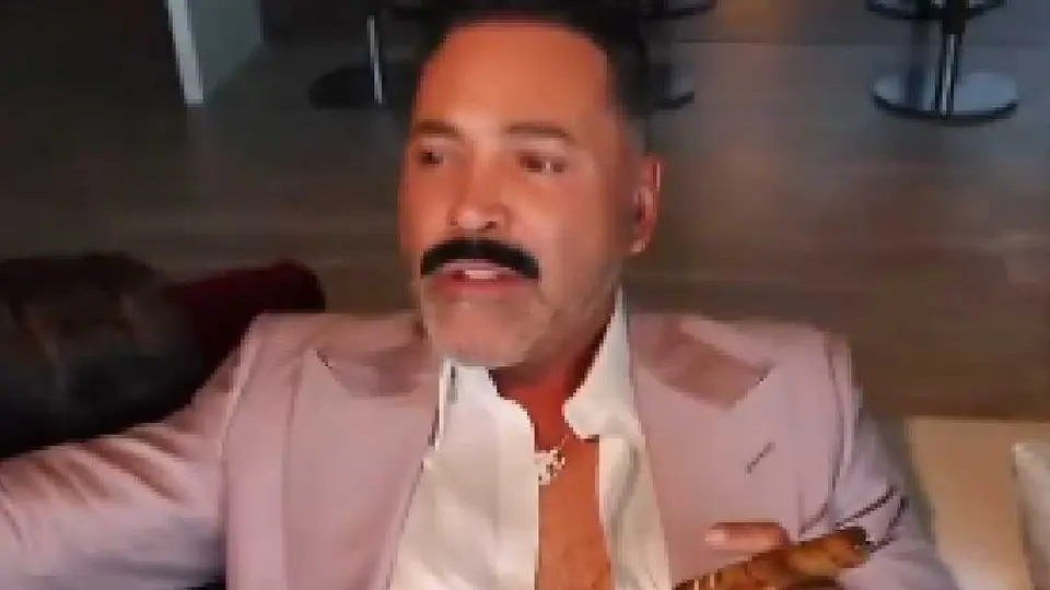 Óscar de la Hoya protagoniza polémico video en la antesala de Canelo vs Munguía