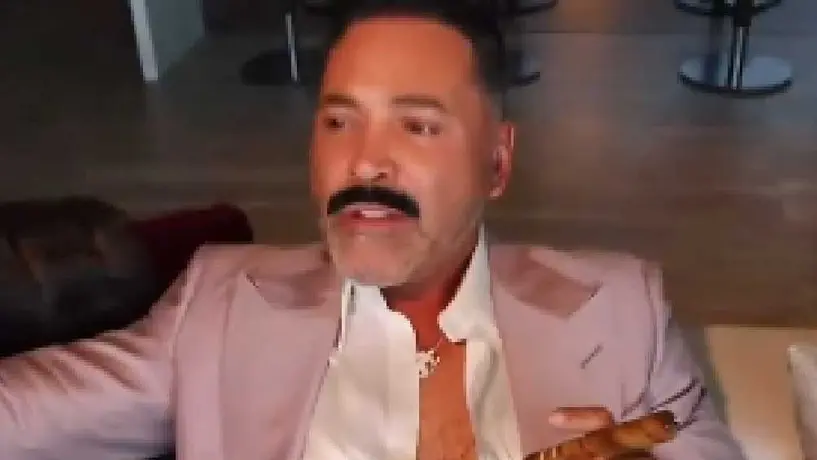 Óscar de la Hoya protagoniza polémico video en la antesala de Canelo vs Munguía